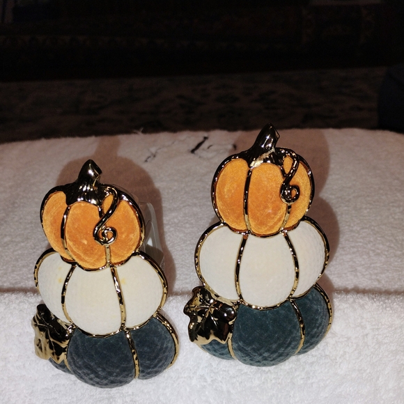 Stacked Pumpkin Bath & Body Works Wallflower Diffuser - Picture 5 of 7